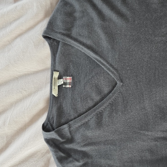 Burberry Charcoal V-Neck Lightweight Sweater Mens Large